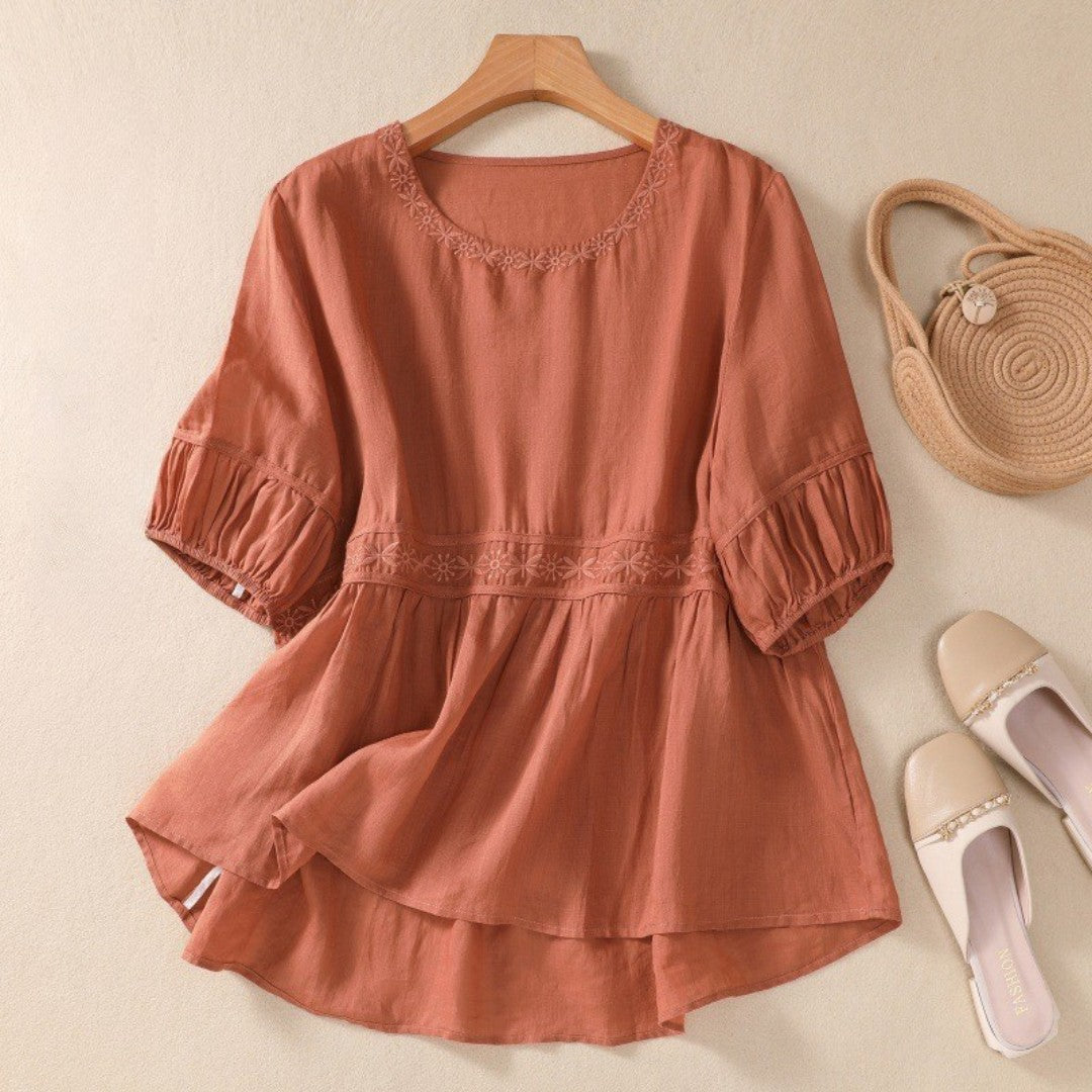 Laurienne™ | Blusa acampanada bordada