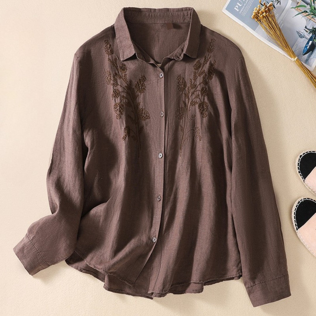 Laurienne™ | Blusa bordada con cuello clásico