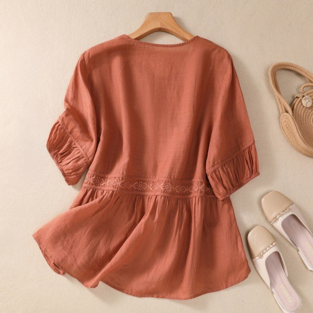 Laurienne™ | Blusa acampanada bordada