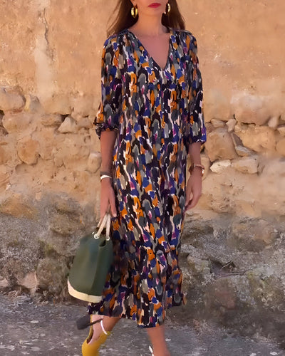 Nathalie | Vestido con cuello en V y estampado retro