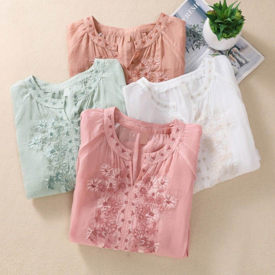 Laurienne™ | Blusa bordada con escote abierto