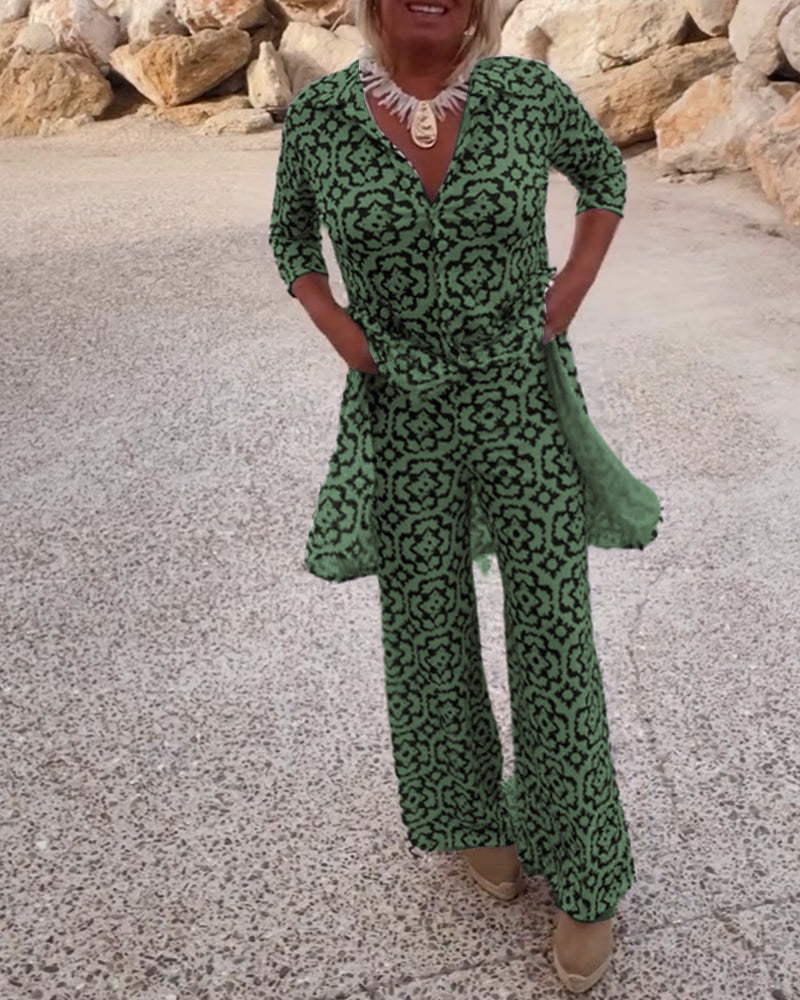 Amalia™ | Conjunto de botones de solapa de dos piezas con estampado vintage