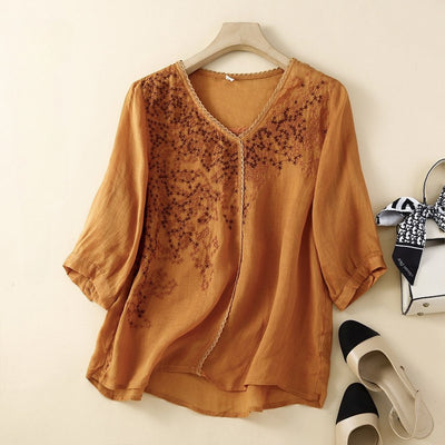 Laurienne™ | Blusa bordada con cuello en V