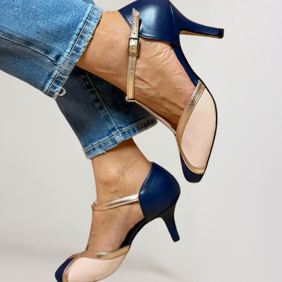 NOIRÉ | CÓMODAS SANDALIAS CON TIRAS EN T