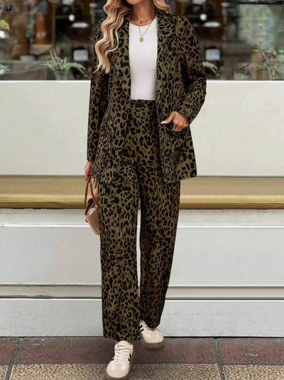 Loungewear Club™️ | Elegante conjunto con estampado de leopardo