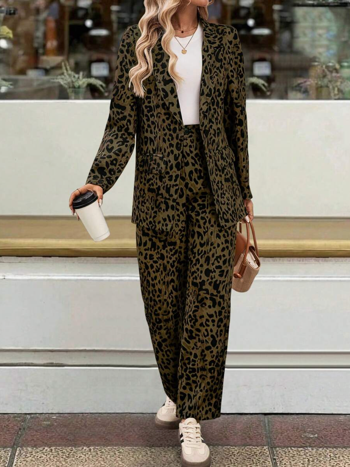 Loungewear Club™️ | Elegante conjunto con estampado de leopardo