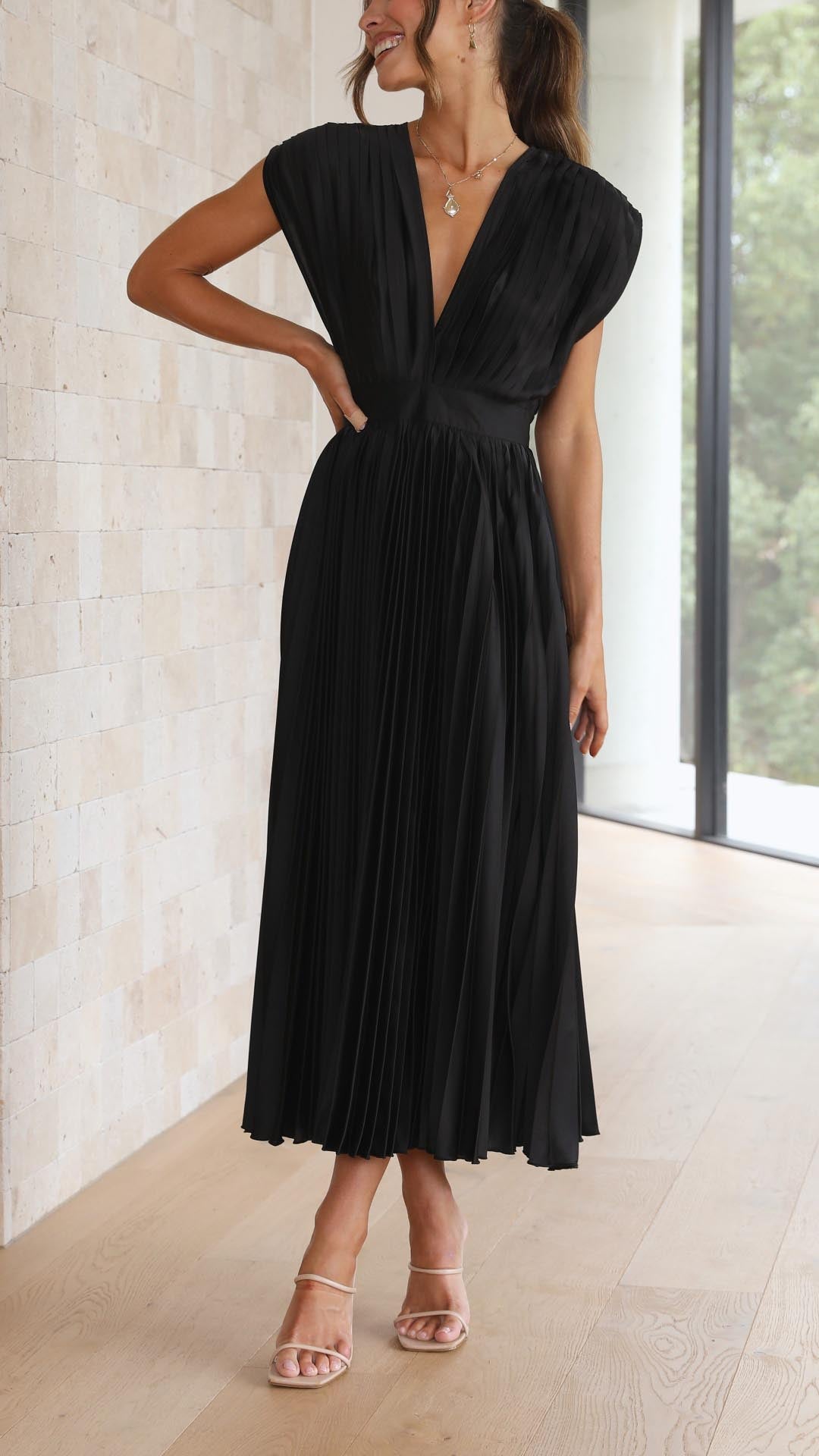 Maria | Elegante vestido plisado