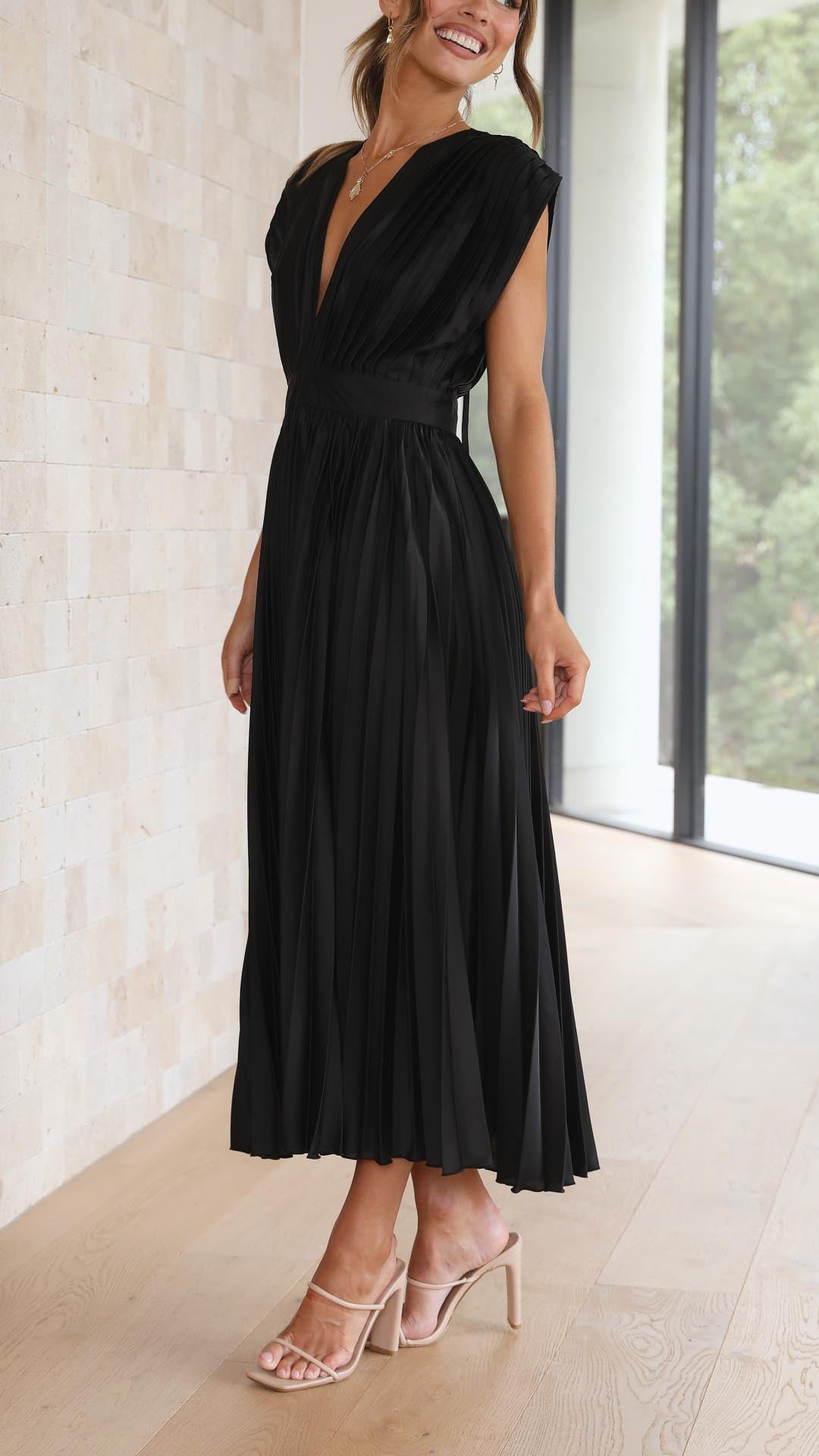 Maria | Elegante vestido plisado