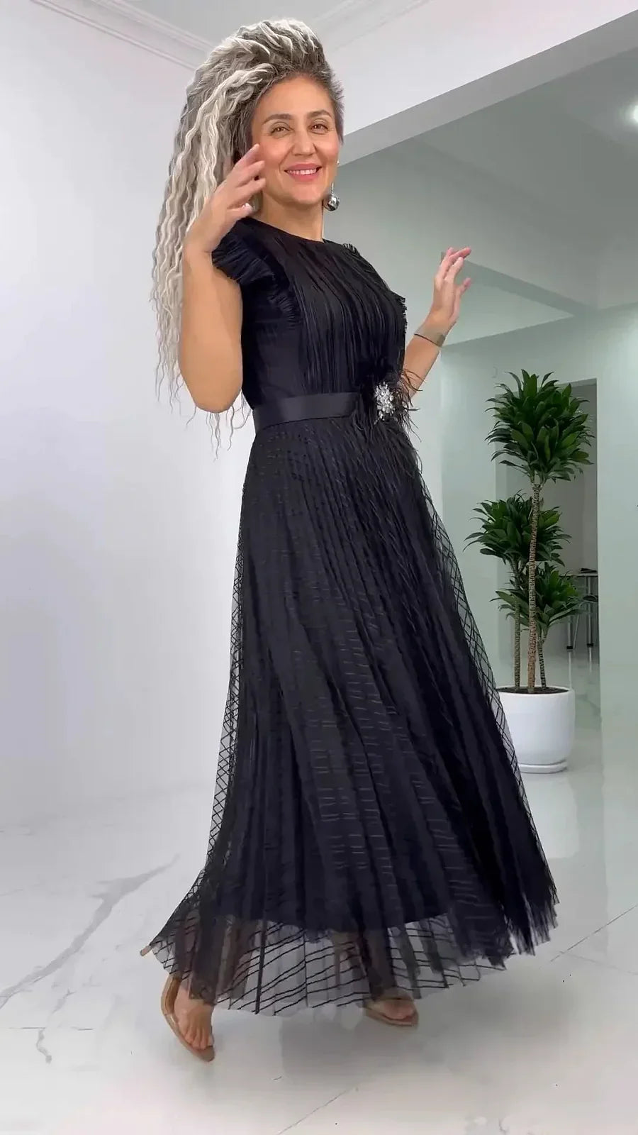 Aveline – Vestido elegante de chiffon de seda