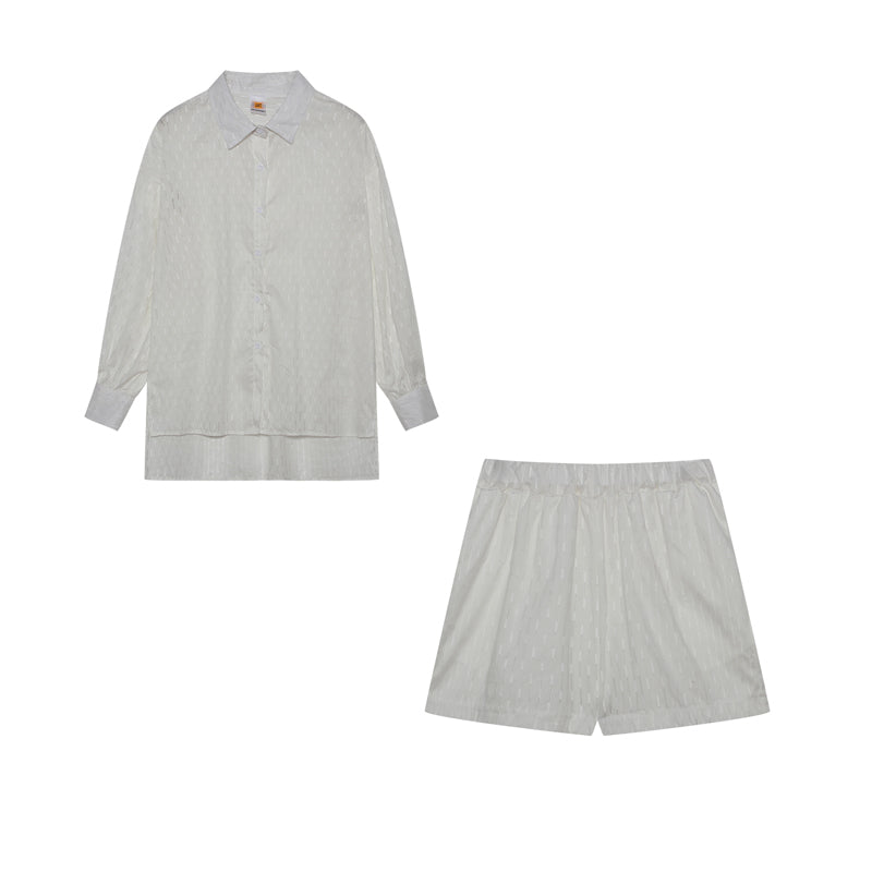 Maude | Conjunto elegante de camisa y pantalones cortos