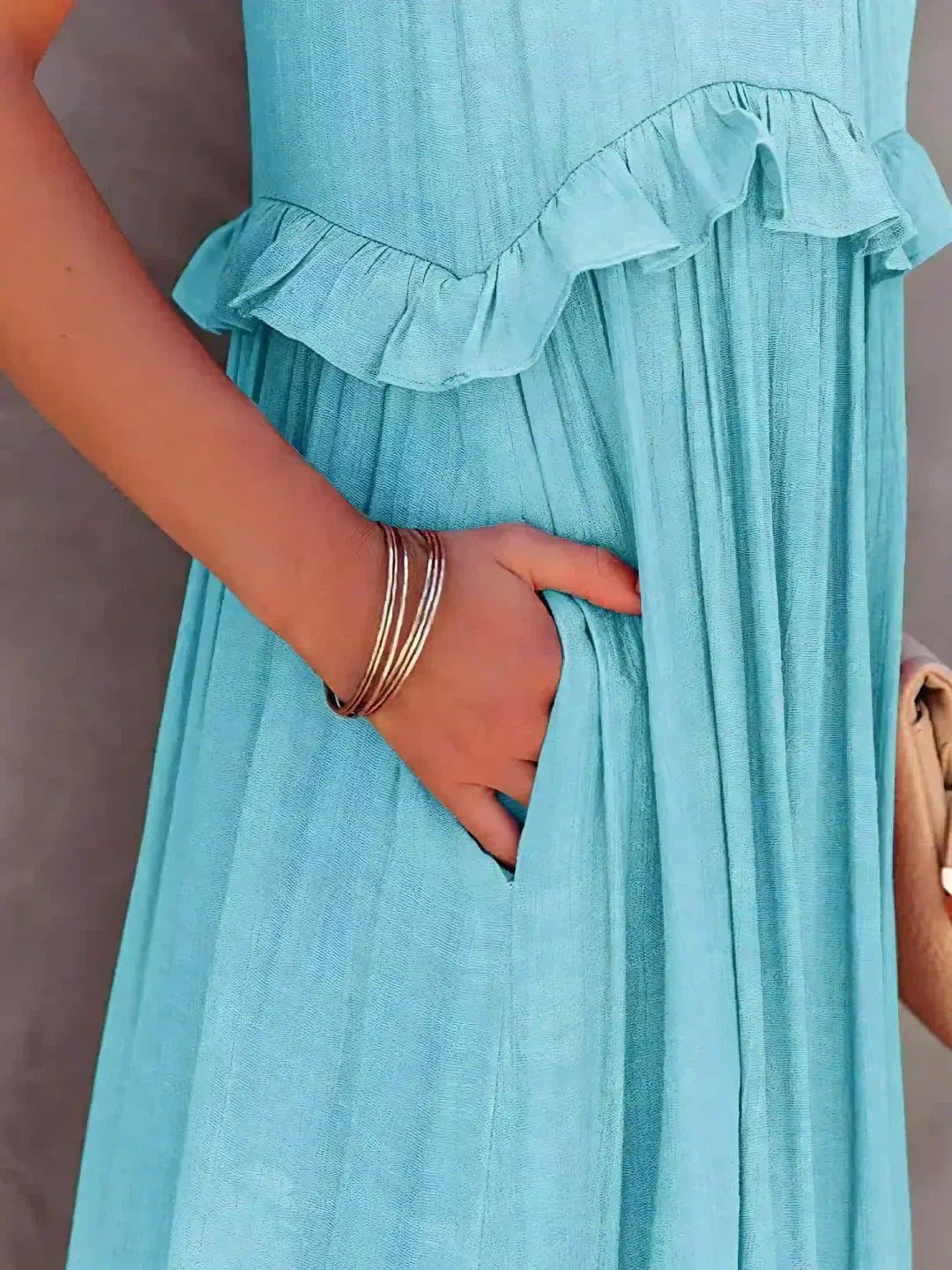 Sarah | Vestido largo con volantes y cuello halter (Casi agotado)