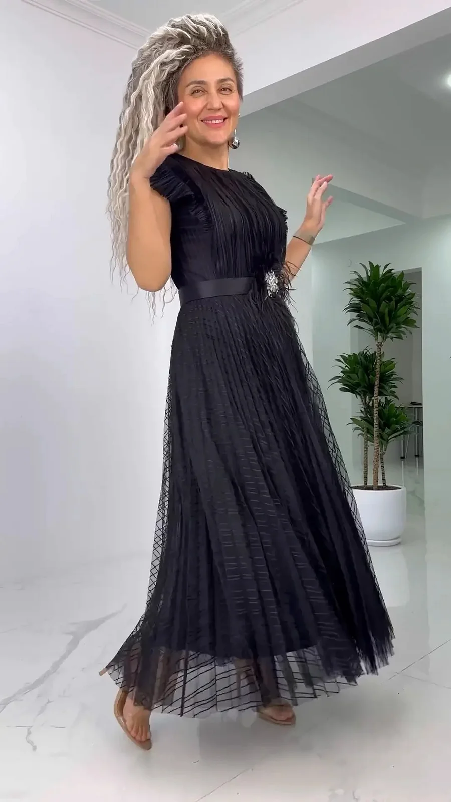 Aveline – Vestido elegante de chiffon de seda